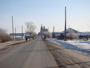 Церковь Казанской иконы Божией Матери, Дорога к храму при движении со стороны п. Баженово.<br>, Бруснятское, Белоярский район (Белоярский ГО и ГО Верхнее Дуброво), Свердловская область