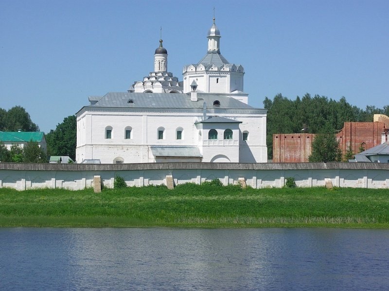 Болдино. Троицкий Герасимо-Болдинский мужской монастырь. Церковь Введения во храм Пресвятой Богородицы. общий вид в ландшафте, 		      