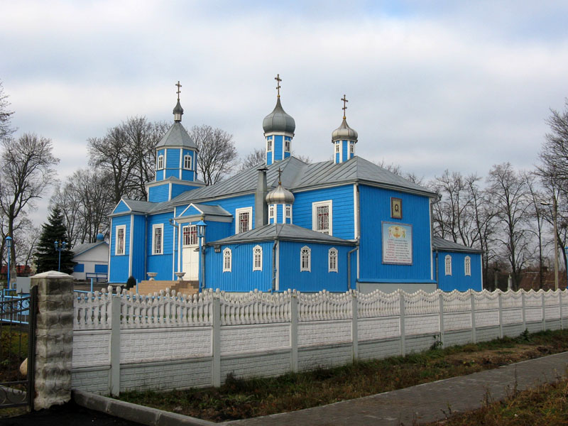 Кобрин. Церковь Петра и Павла. фасады