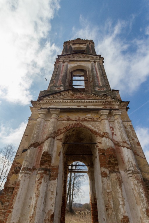 Церковь Сретения Господня, Резанино (Ярославский район, Ярославская область). фасады
