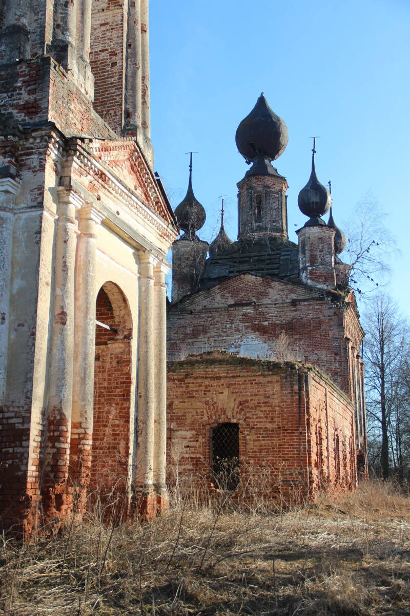 Церковь Сретения Господня, Резанино (Ярославский район, Ярославская область). архитектурные детали