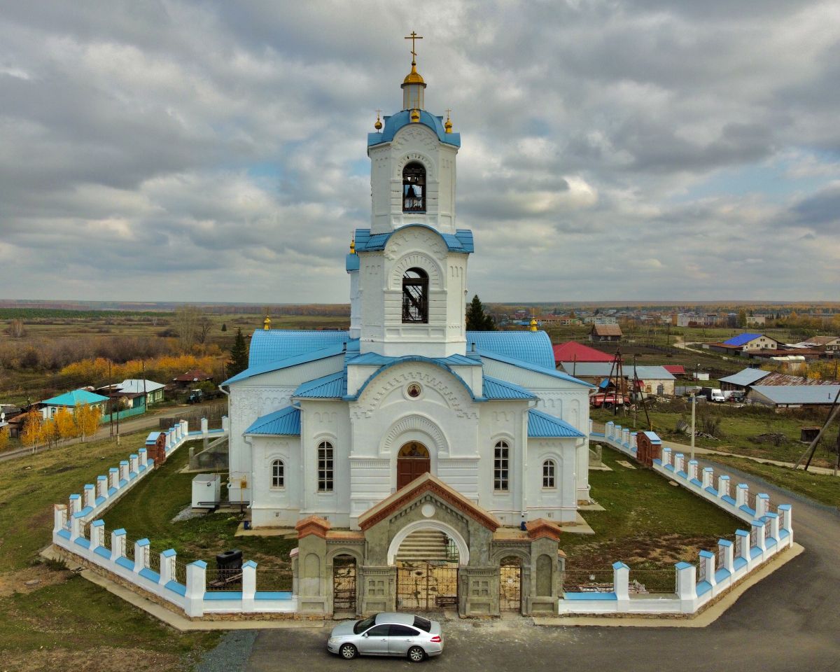 Церковь Покрова Пресвятой Богородицы, Булзи (Каслинский район, Челябинская область). фасады, Вид с ЮЗ
