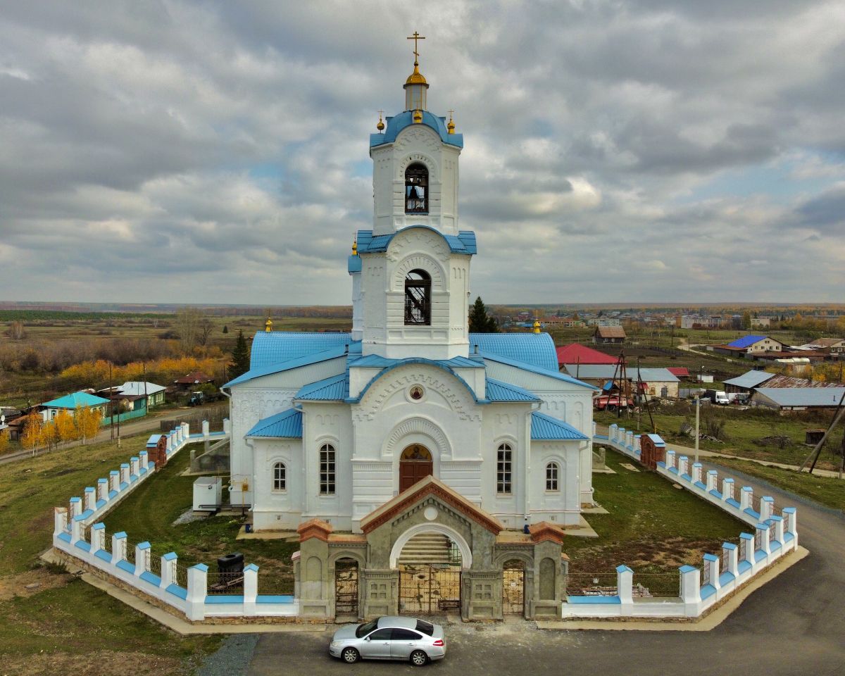 Булзи. Церковь Покрова Пресвятой Богородицы. фасады, Вид с ЮЗ