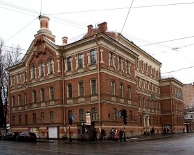 Санкт-Петербург. Церковь Марии Магдалины при училище лекарских помощниц и фельдшериц