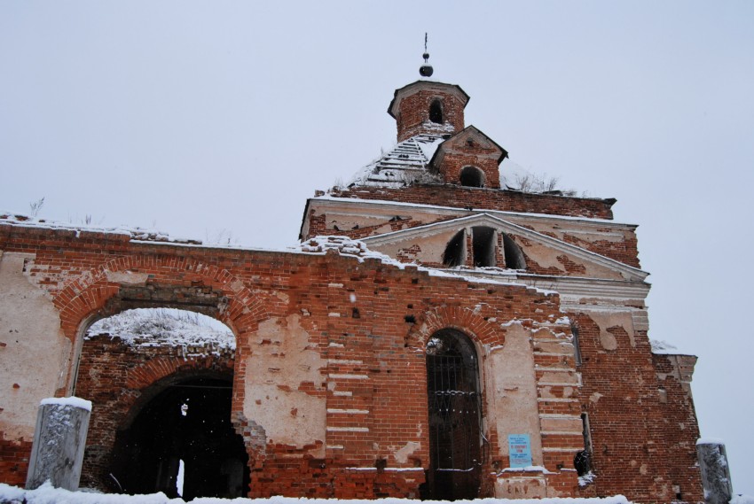 Церковь Тихвинской иконы Божией Матери, Рыбниковское (Каменский район (Каменский ГО), Свердловская область). архитектурные детали