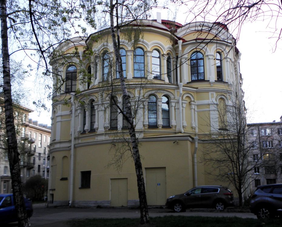 Церковь Тихвинской иконы Божией Матери на бывшем подворье Пюхтицкого Успенского монастыря, Василеостровский район (Санкт-Петербург, г. Санкт-Петербург). архитектурные детали