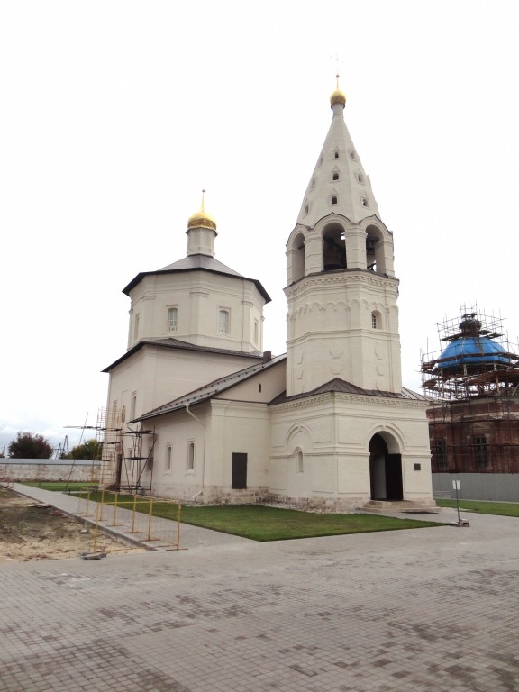Бобренев монастырь. Собор Рождества Пресвятой Богородицы, Старое Бобренево (Коломенский городской округ, Московская область). фасады