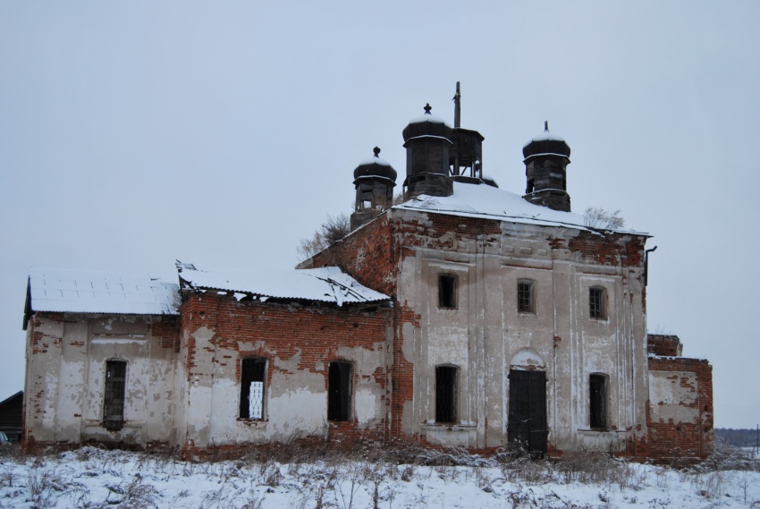 Церковь Рождества Христова, Потаскуева (Каменский район (Каменский ГО), Свердловская область). общий вид в ландшафте