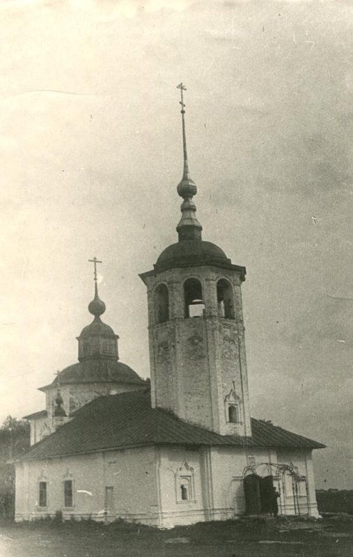 Церковь Владимирской иконы Божией Матери, Ильинское (МО Югское) (Череповецкий район, Вологодская область). архивная фотография, Фото Ефимовского Г. О. 1949 г. из фондов Череповецкого музейного объединения. (ГК № 42982402)