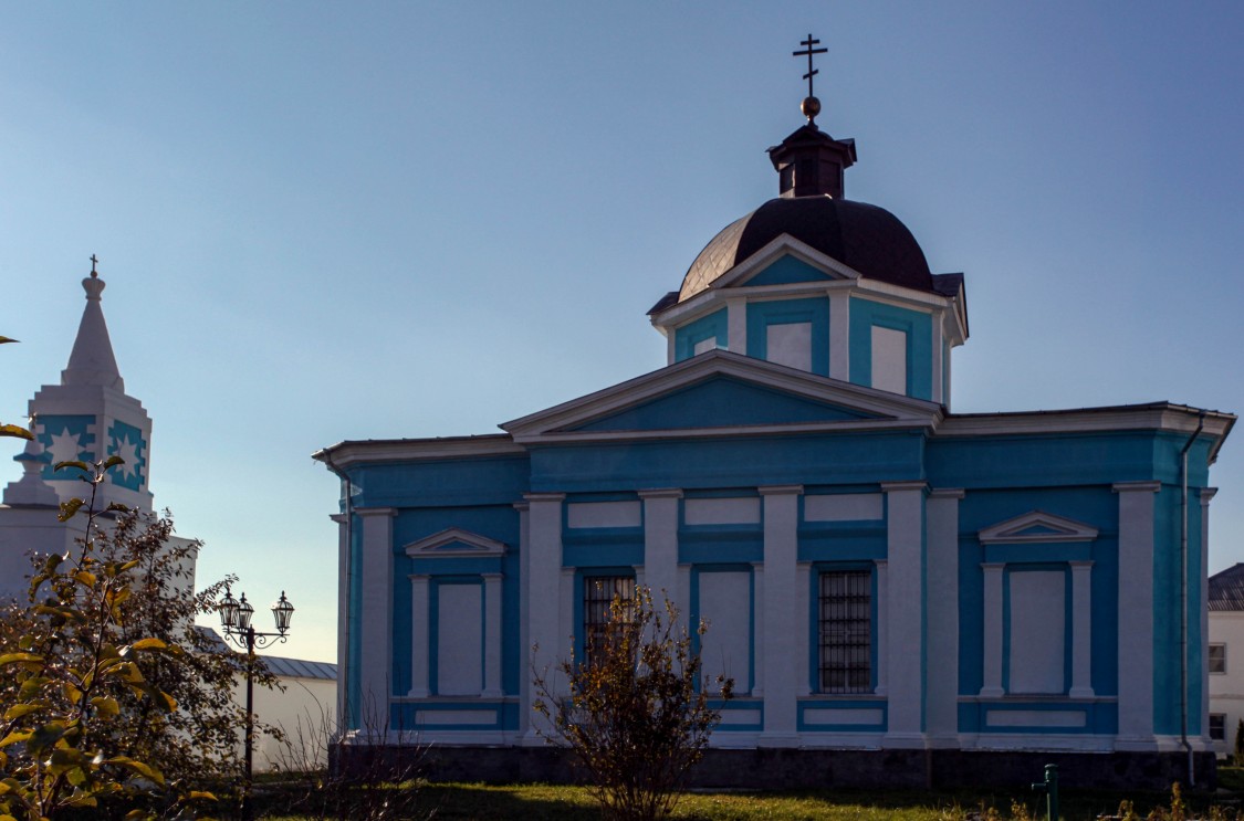 Бобренев монастырь. Церковь Феодоровской иконы Божией Матери, Старое Бобренево (Коломенский городской округ, Московская область). фасады