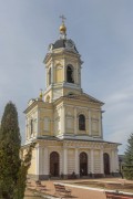 Серпухов. Высоцкий монастырь. Церковь Трех Святителей в колокольне