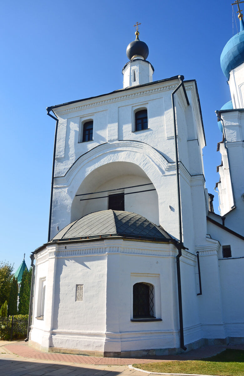 Высоцкий монастырь. Церковь Сергия Радонежского, Серпухов (Серпуховский городской округ и гг. Протвино, Пущино, Московская область). фасады