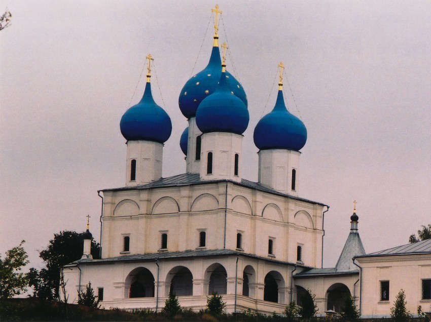 Высоцкий монастырь. Собор Зачатия Праведной Анны, Серпухов (Серпуховский городской округ и гг. Протвино, Пущино, Московская область). фасады