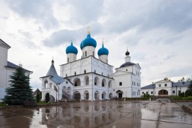 Серпухов. Высоцкий монастырь. Собор Зачатия Праведной Анны