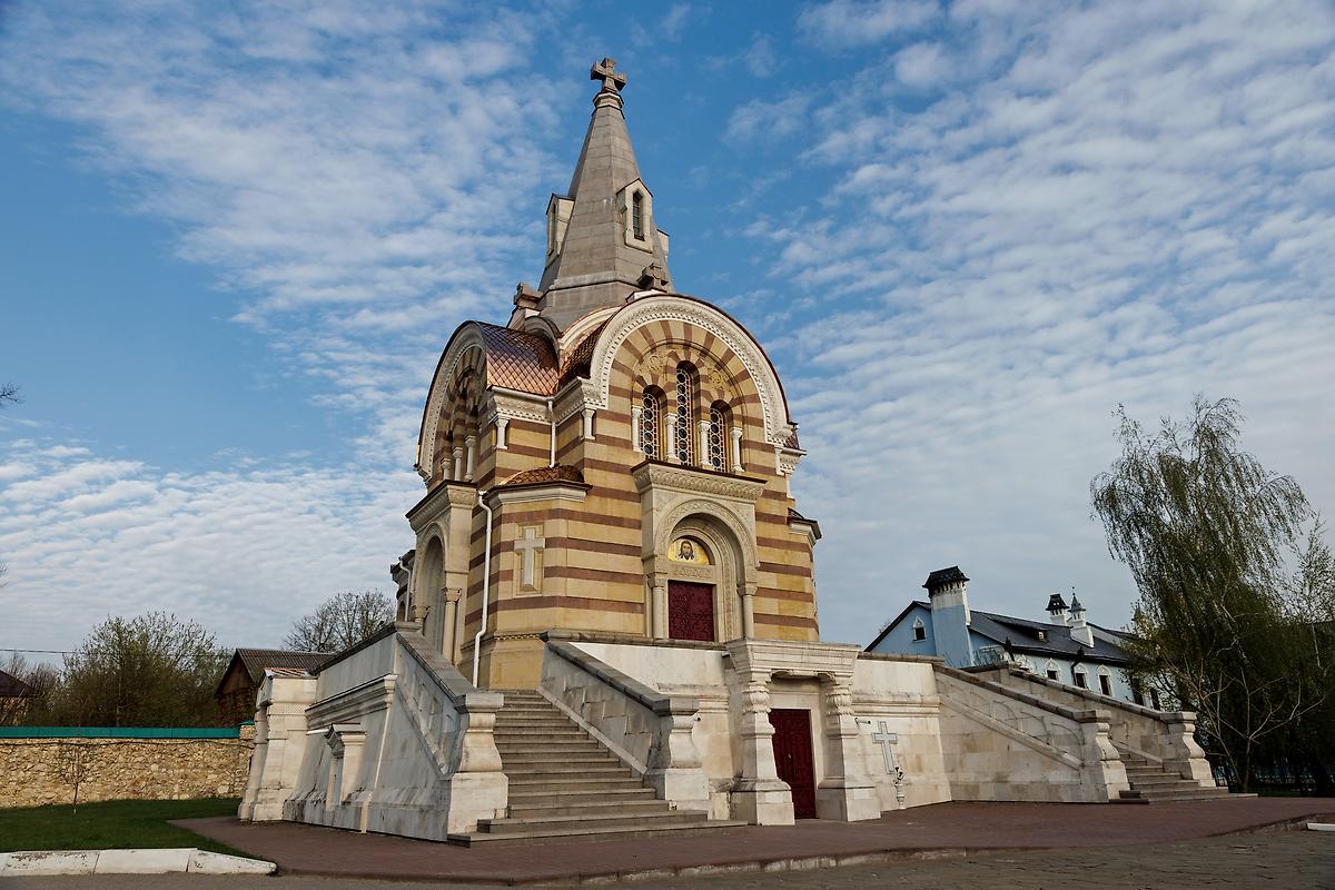 фасады. Высоцкий монастырь. Церковь Всех Святых, Серпухов (Серпуховский городской округ и гг. Протвино, Пущино, Московская область)
