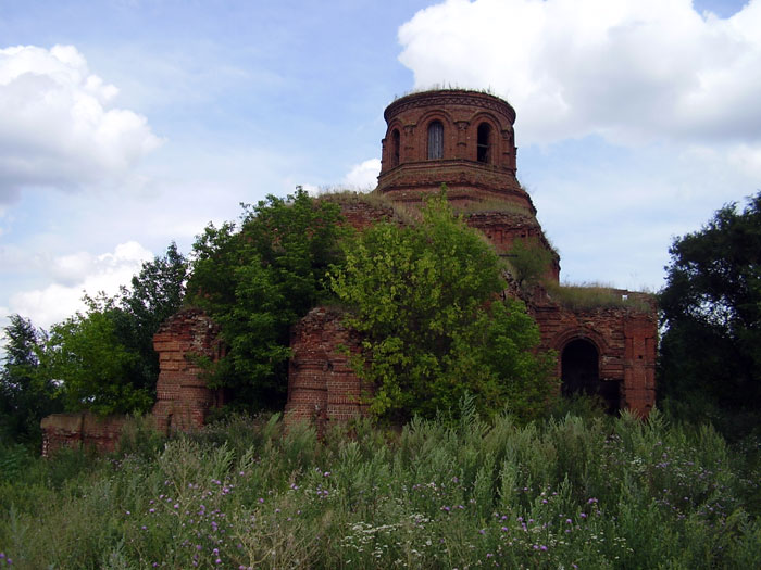 Церковь Казанской иконы Божией Матери, Осадчее (Репьёвский район, Воронежская область). общий вид в ландшафте