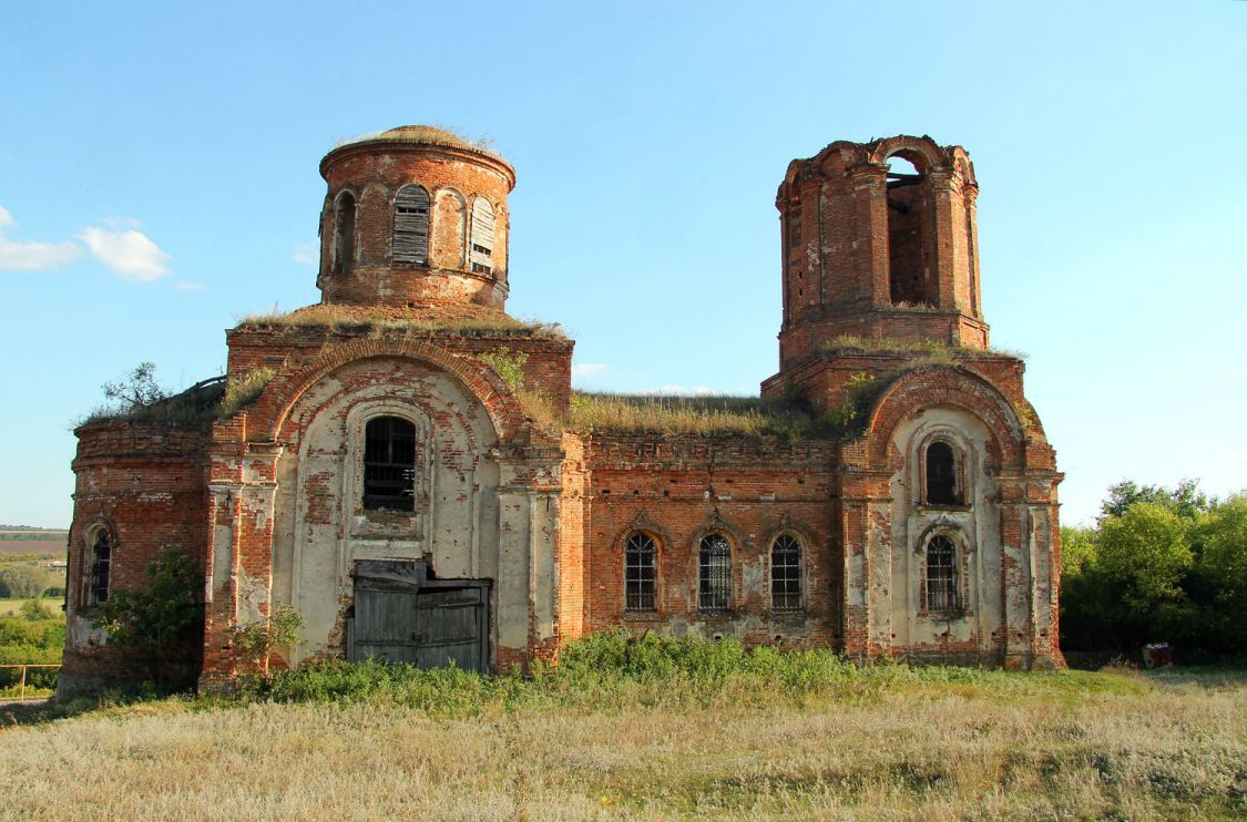 Петренково. Церковь Сошествия Святого Духа (старая). фасады