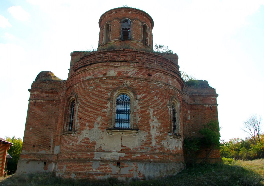 Петренково. Церковь Сошествия Святого Духа (старая). фасады