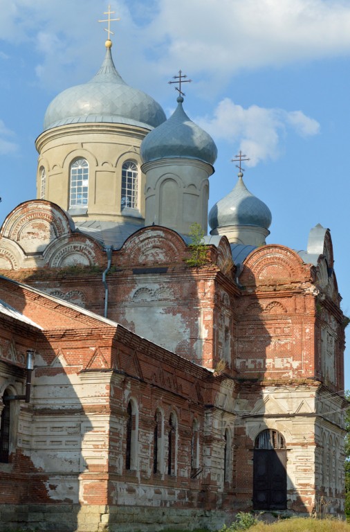 Церковь Чуда Михаила Архангела, Средний Карачан (Грибановский район, Воронежская область). архитектурные детали