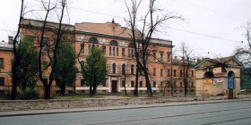Санкт-Петербург. Домовая церковь Николая Чудотворца при бывшем Николаевском Доме призрения престарелых и увечных граждан