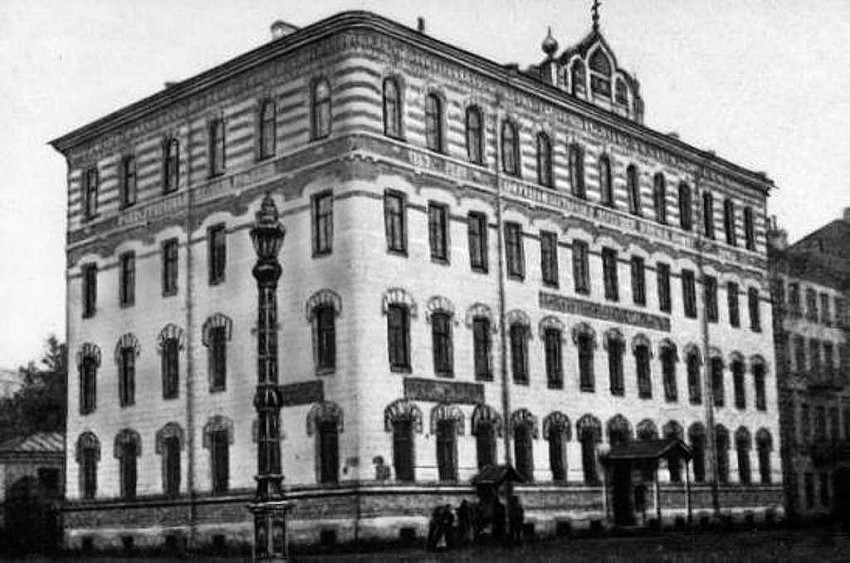 Домовая церковь Георгия Победоносца при бывшем Христо-Рождественском Александро-Иосифовском братстве, Центральный район (Санкт-Петербург, г. Санкт-Петербург). архивная фотография, фото с сайта encspb.ru