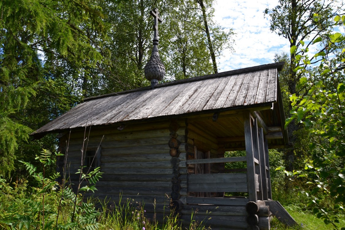 Городское. Часовня Димитрия Солунского. фасады