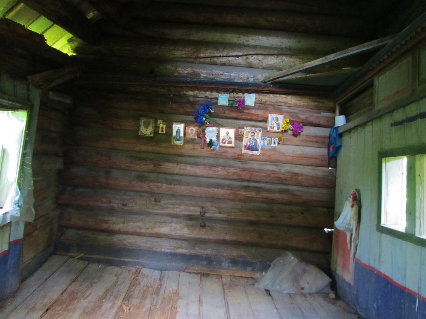 Часовня Николая Чудотворца, Аверкиевская (Плесецкий район, Архангельская область). интерьер и убранство, камера установлена горизонтально