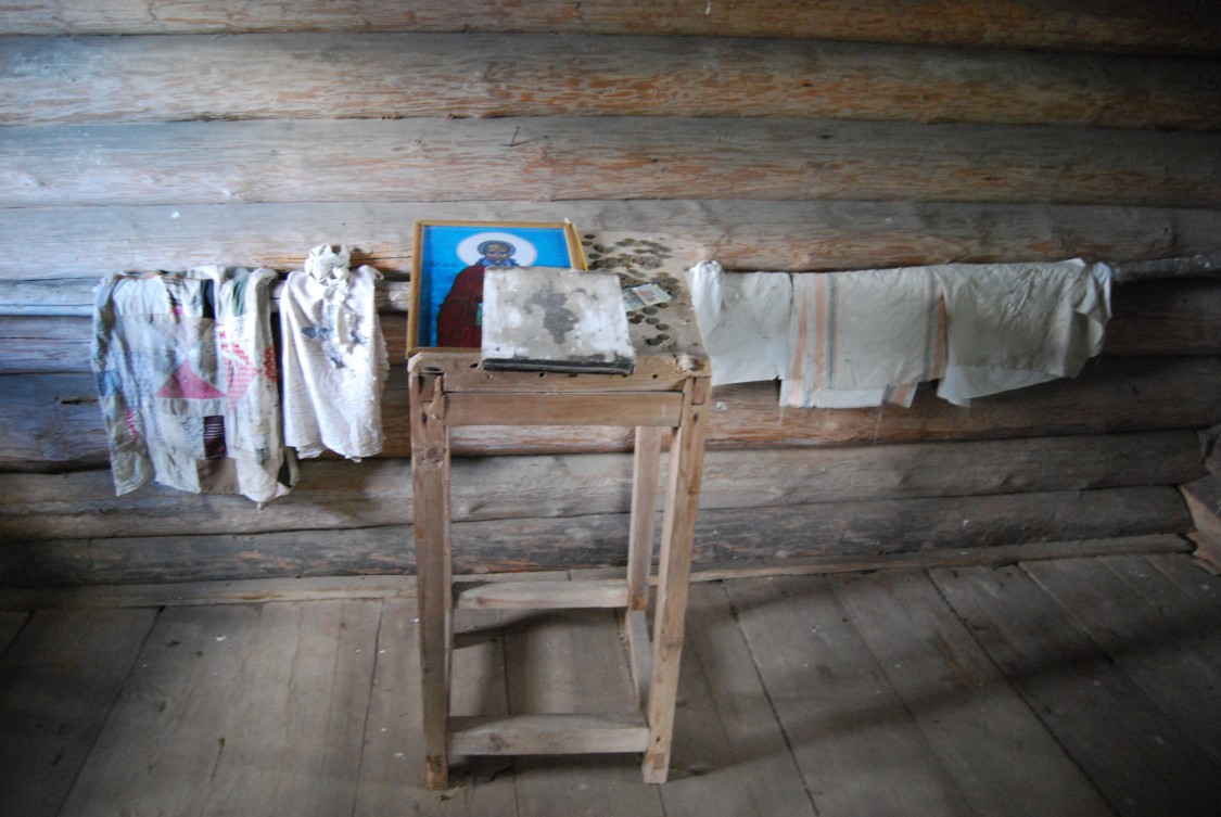 Часовня Диодора Юрьегорского, Тырнаволок, урочище (Плесецкий район, Архангельская область). интерьер и убранство, В часовне