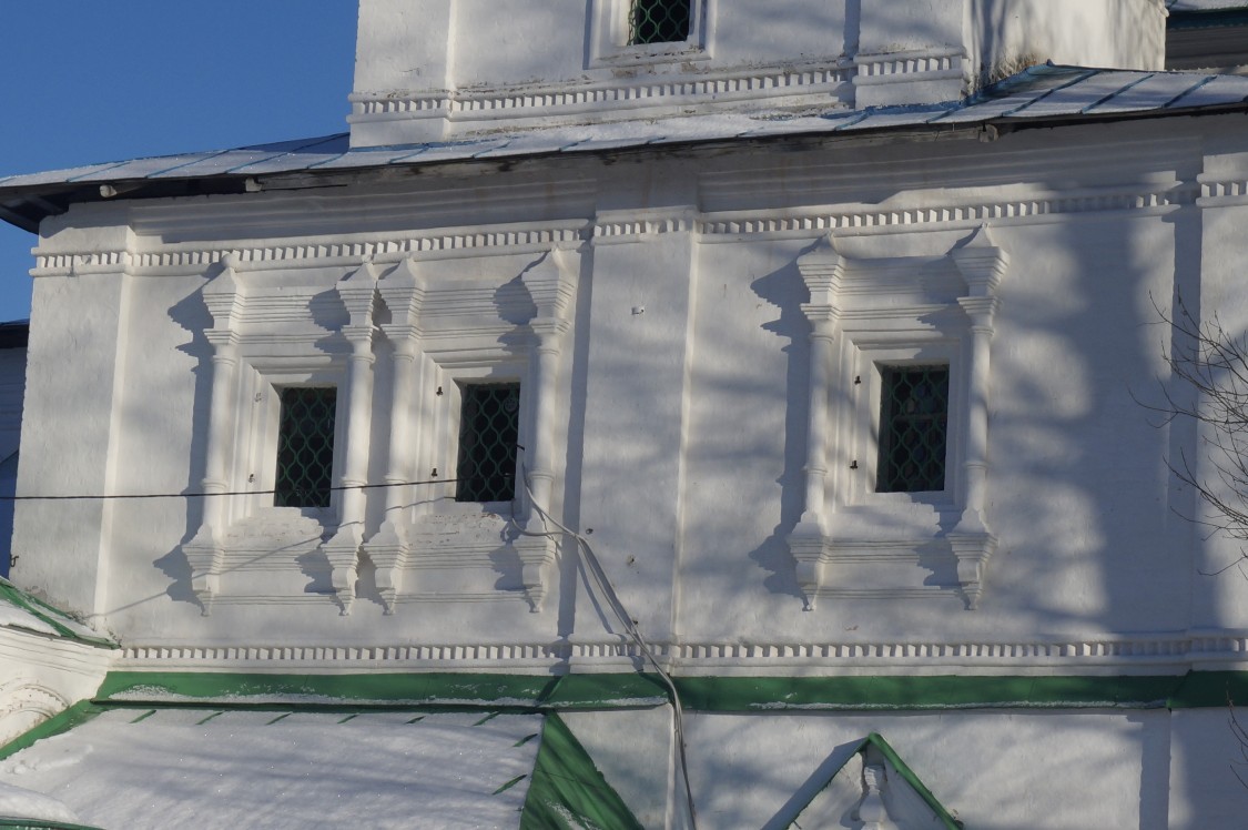 Церковь Троицы Живоначальной, Дивная Гора (Угличский район, Ярославская область). архитектурные детали