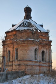 Першина. Церковь Покрова Пресвятой Богородицы