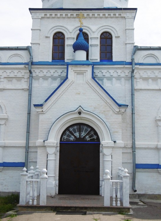 Церковь Рождества Пресвятой Богородицы, Самодуровка (Поворинский район, Воронежская область). архитектурные детали, Главные врата храма 