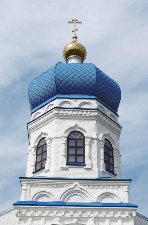 Церковь Рождества Пресвятой Богородицы, Самодуровка (Поворинский район, Воронежская область). архитектурные детали, Купол основного объема храма