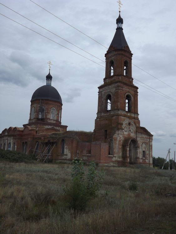 Церковь Казанской иконы Божией Матери, Октябрьское (Поворинский район, Воронежская область). архитектурные детали, Требует много сил на реставрацию