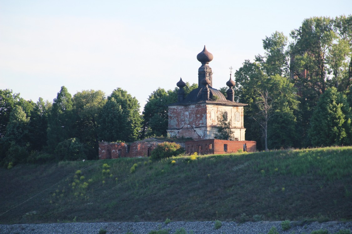 Городок. Церковь Спаса Преображения. фасады