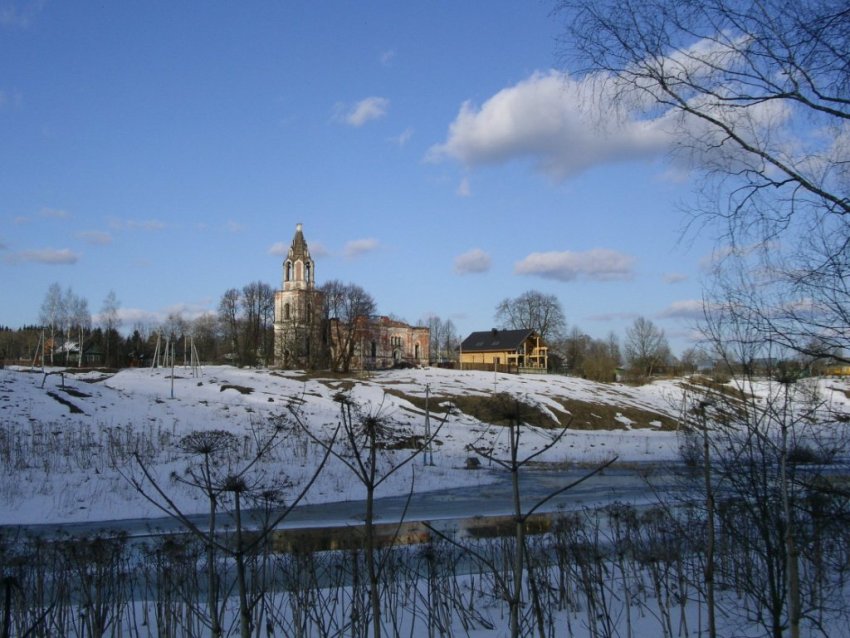 Церковь Воскресения Христова, Ивойлово (Рузский городской округ, Московская область). дополнительная информация, вид с юго-запада
