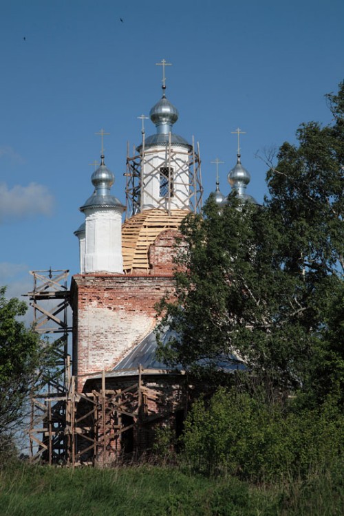Церковь Троицы Живоначальной, Троицкое (Переславский район и г. Переславль-Залесский, Ярославская область). фасады