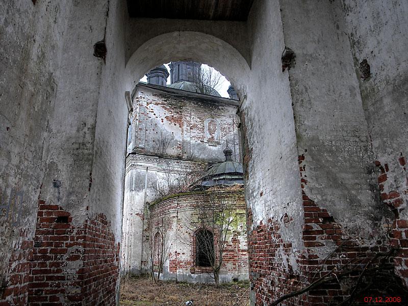 Церковь Преображения Господня, Городок (Рыбинский район, Ярославская область). интерьер и убранство