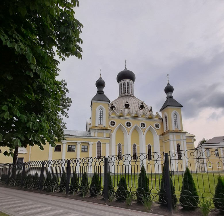 Пинск. Варваринский монастырь. фасады