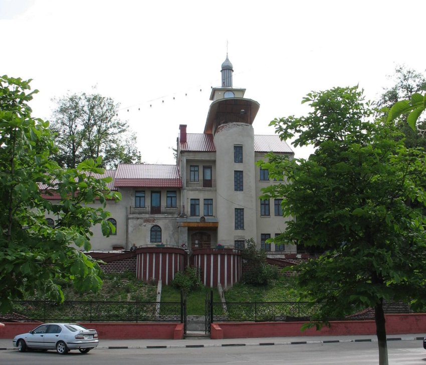 Церковь Николая Чудотворца, Мозырь (Мозырский район, Беларусь, Гомельская область). фасады, Переделана из бывшего ЗАГСа, построенного на фундаменте снесённой церкви.