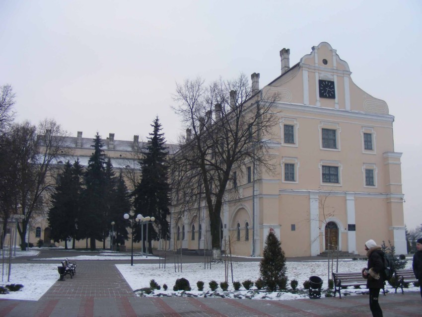 Пинск. Богоявленский Братский монастырь. фасады