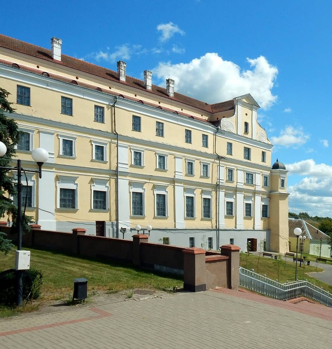 Богоявленский Братский монастырь, Пинск (Пинский район, Беларусь, Брестская область). фасады