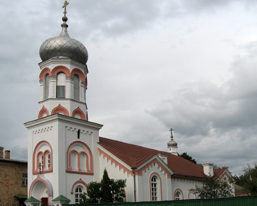 Моленная Благовещения Пресвятой Богородицы и Николая Чудотворца в Гайке, Даугавпилс (Даугавпилс, город, Латвия). фасады, Южный фасад. За колокольней расположен первоначальный объем моленной