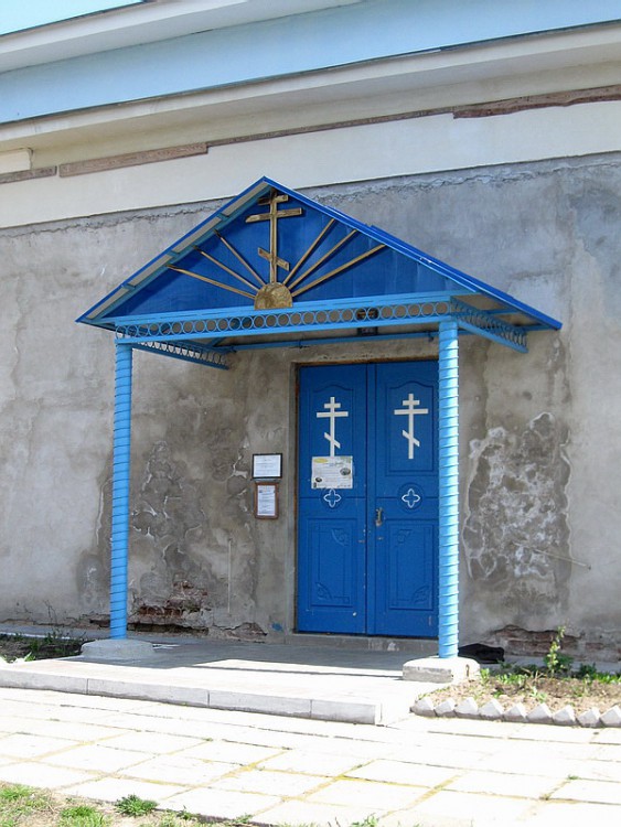 Церковь Введения во храм Пресвятой Богородицы, Николо-Корма (Рыбинский район, Ярославская область). архитектурные детали, Николо-Корма. Вход в церковь Введения во храм Пресвятой Богородицы.