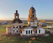 Нижнепетропавловское. Петра и Павла, церковь