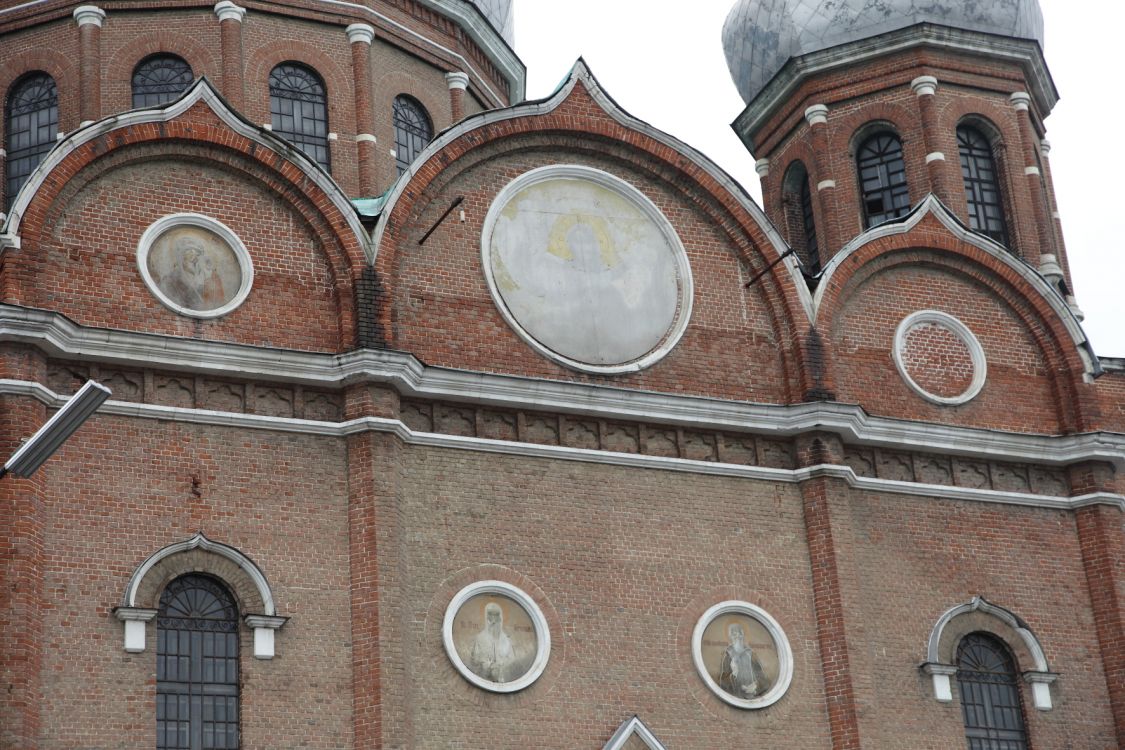 Кафедральный собор Боголюбской иконы Божией Матери, Мичуринск (Мичуринский район и г. Мичуринск, Тамбовская область). архитектурные детали
