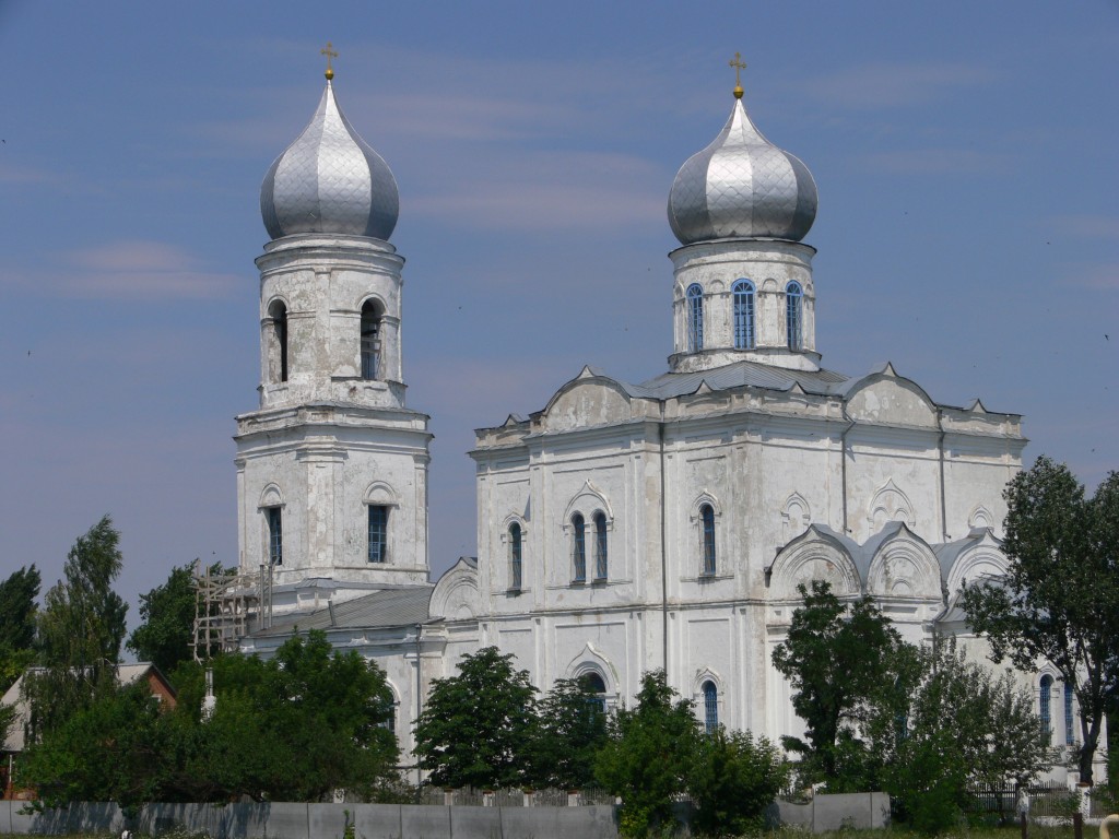 Бутурлиновка. Церковь Покрова Пресвятой Богородицы. фасады