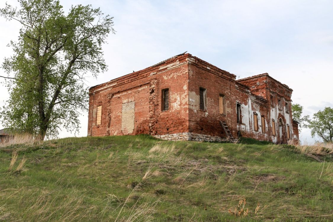 Церковь Александра Невского, Деево (Алапаевский район (Алапаевское МО и Махнёвское МО), Свердловская область). фасады