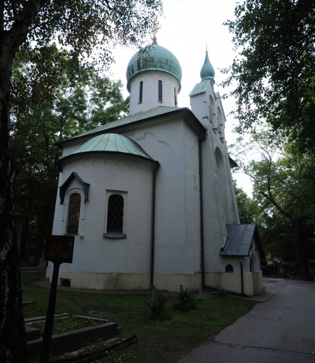 Прага. Церковь Успения Пресвятой Богородицы. фасады, Вид с северо-востока.