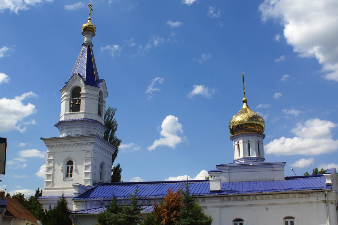 Храм пресвятой богородицы энгельсе. Покровский храм Энгельс. Храм Пресвятой Богородицы Энгельс. Храм Покрова Пресвятой Богородицы г. Энгельс. Церковь Покрова Пресвятой Богородицы, Энгельс, Станционная улица.