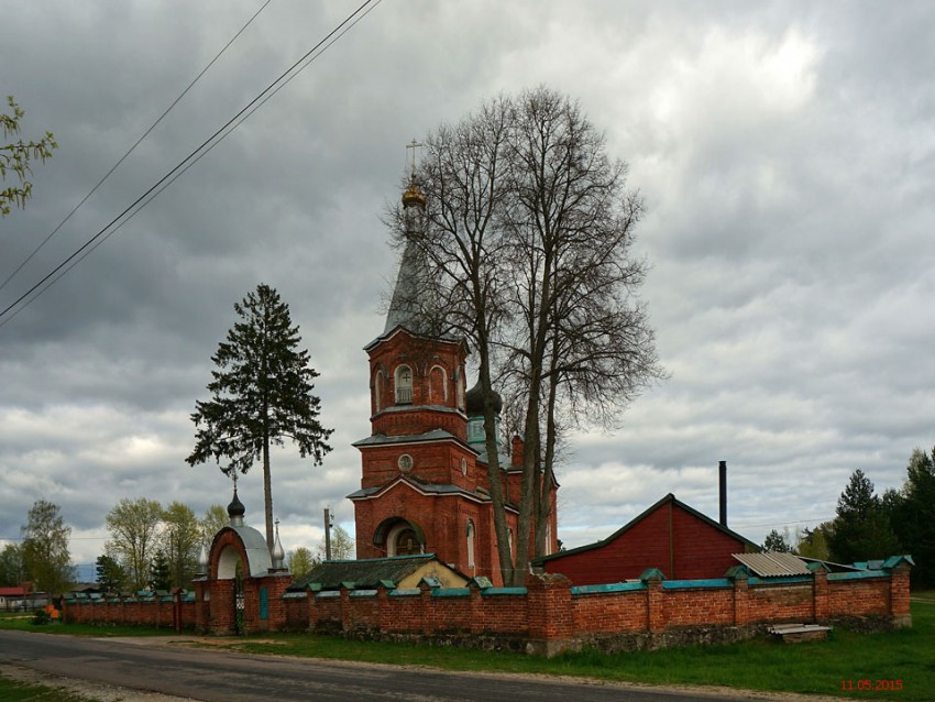 Алайыэ (Alajõe). Церковь Рождества Пресвятой Богородицы. фасады